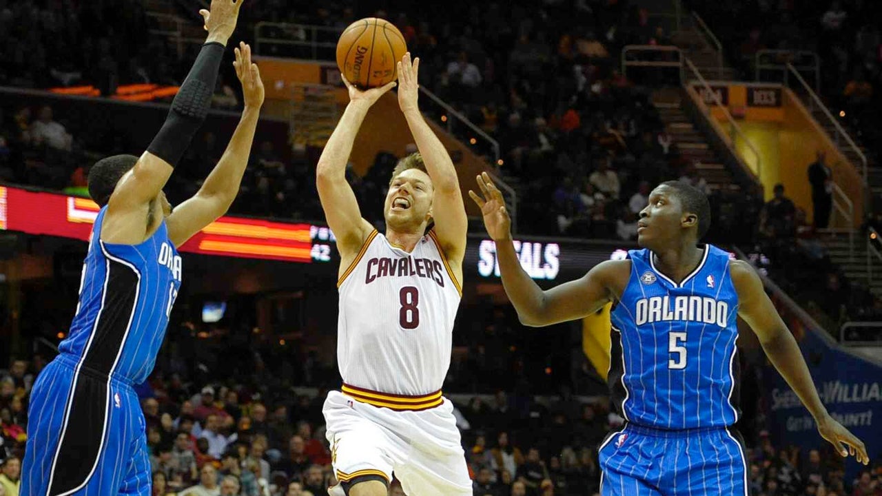 With another victory, Cavs traveling cohesive path